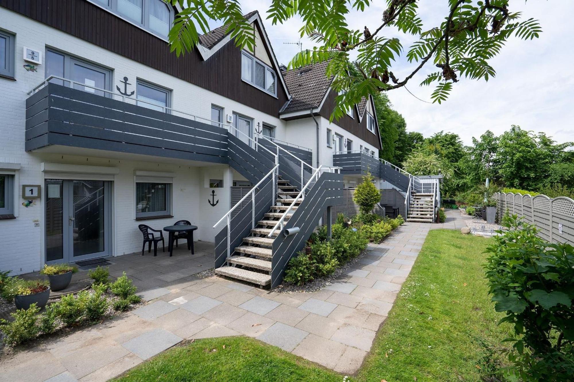 Apartment Badeweg 4 Strandlaeufer 1 *